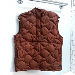 Mountain Hardwear Women's Seek Out Snap Neck Vest - M NWT